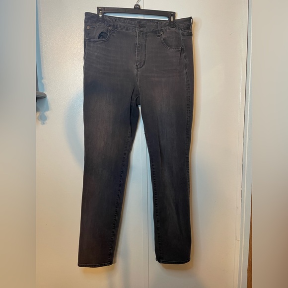 American Eagle Outfitters Denim - AE Hi-Rise Straight Jeans. 2/$30